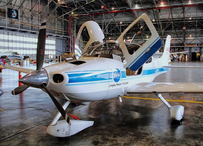 Cirrus SR22